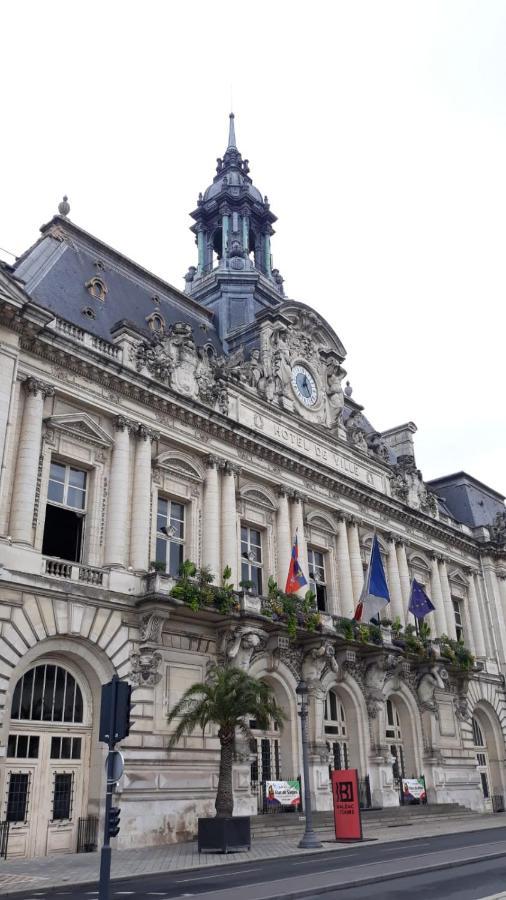 Appartement Au Calme, Avec Parc Prive, 50M Du Tram Tours Eksteriør billede